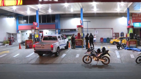 Una despachadora de gasolina resultó herida en un nuevo caso de sicariato en Guayaquil