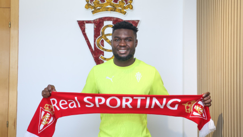 El ecuatoriano Jordy Caicedo, cuando oficializado por el Sporting de Gijón, el pasado 15 de julio de 2024.