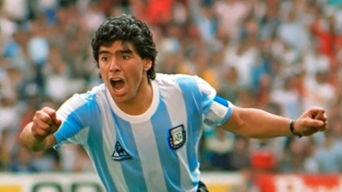 Diego durante la final del Mundial de México entre Argentina y Bélgica, 1989.