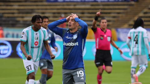 Juan Pablo Ruíz, durante el partido de Emelec ante Cumbayá por LigaPro, el 28 de septiembre de 2024.