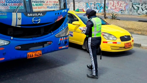 Infracciones de tránsito en Quito se pueden pagar hasta en 24 meses, estos son las condiciones