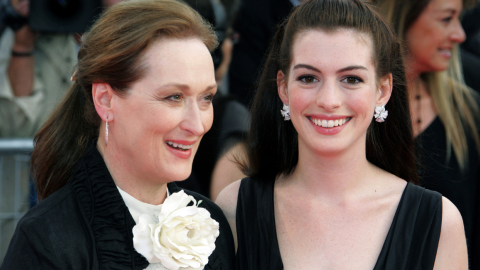 Meryl Streep y Anne Hathaway llegan para la proyección de su película 'El diablo viste de Prada' presentada en el 32º festival de cine americano de Deauville, 2006.