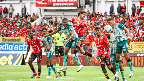 Deportivo Cuenca y Técnico Universitario, en duelo de la LigaPro, jugado este sábado 5 de octubre de 2024.