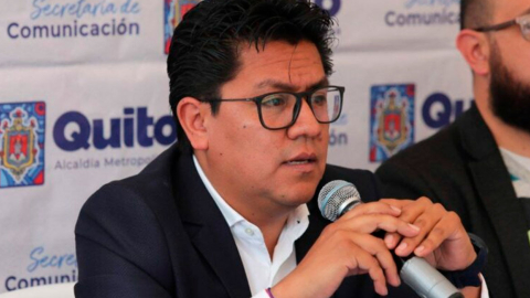 Santiago Aguilar renuncia a la Secretaría de Comunicación del Municipio de Quito