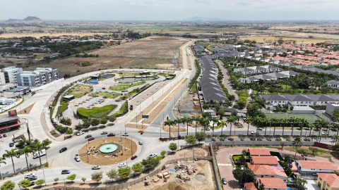 Fase 1 del tramo vial 7 del del corredor institucional de comercio y servicio Miguel Yúnez Zagia.