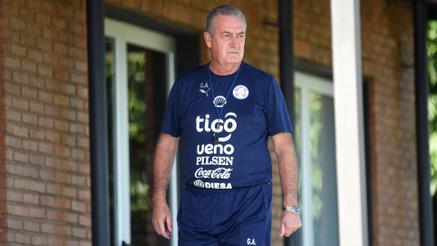 Gustavo Alfaro, durante un entrenamiento con Paraguay, el 12 de octubre de 2024.