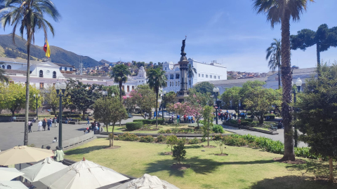 Imagen de la Plaza Grande de Quito, el 16 de octubre de 2024.