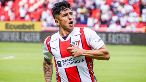 Fernando Cornejo, durante un partido de Liga de Quito por LigaPro, el 24 de octubre de 2024.