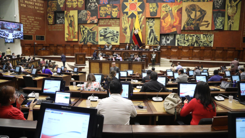 Pleno de la Asamblea inicia segundo debate de la ley energética de Daniel Noboa, el 27 de octubre de 2024.