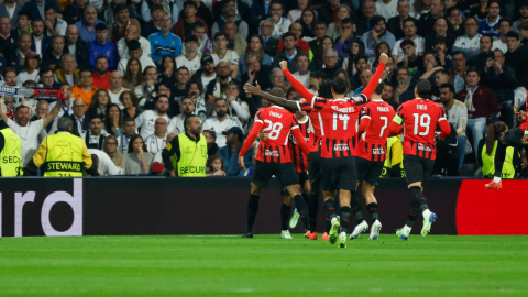 Los jugadores del Milán celebran el gol ante el Real Madrid, durante la Fecha 4 de la Champions League el martes 5 de noviembre de 2024.