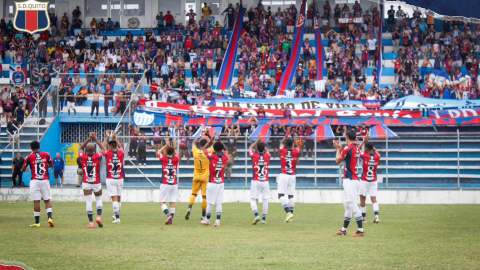 Jugadores del Deportivo Quito, durante un partido de la Segunda Categoría, el 3 de noviembre de 2024.