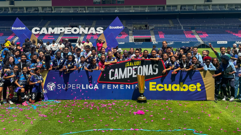 Dragonas IDV se coronó campeón de la Superliga Femenina 2024.