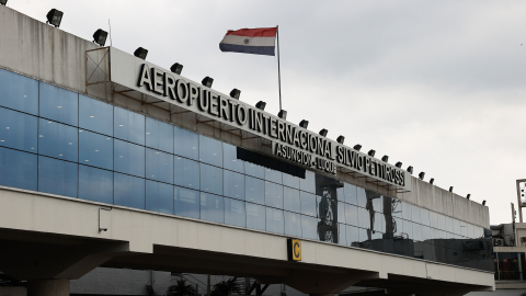 Fotografía del Aeropuerto Internacional Silvio Pettirossi, en Asunción, Paraguay, en 2024.