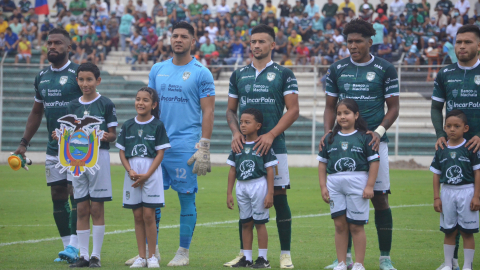 Jugadores de Orense, durante un partido de LigaPro, el 1 de noviembre de 2024.