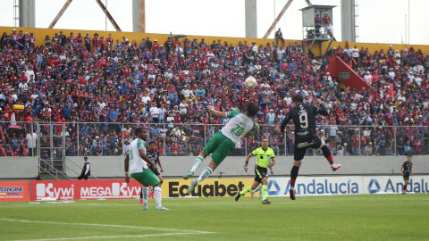 Deportivo Quito y Liga de Portoviejo jugaron en el estadio Gonzalo Pozo Ripalda, el domingo 17 de noviembre de 2024.