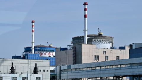 Fotografía de archivo de la planta nuclear Khmelnytsky, cerca de la ciudad ucraniana del mismo nombre, el 11 de abril de 2024.