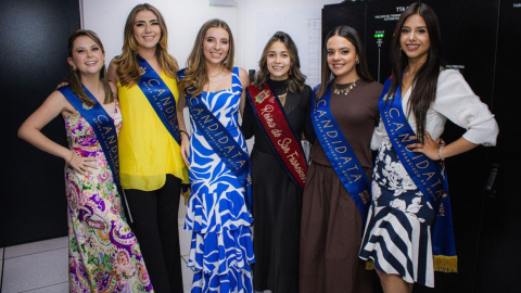 La actual Reina de San Francisco de Quito junto a las candidatas, 17 de noviembre de 2024.