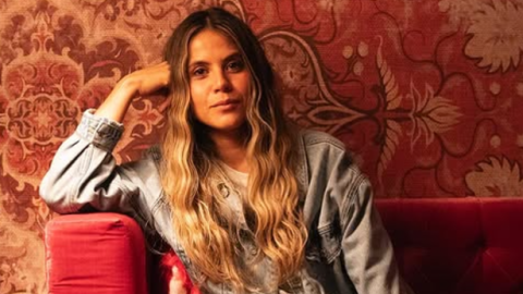 Luz Pinos en un post de Instagram agradeciendo a la revista Rolling Stone por incluirla en la lista de artistas del Ecuador que deberías escuchar.