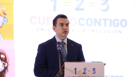 El presidente Daniel Noboa este 3 de diciembre de 2024, en el lanzamiento del programa “Cuento Contigo, Unidos por la Inclusión”.