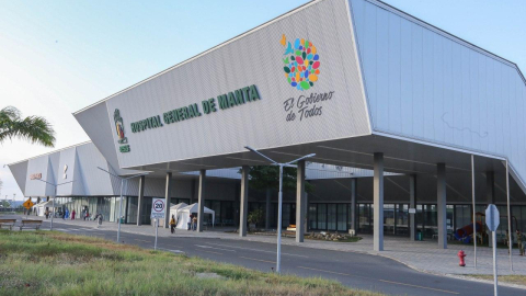 El Hospital del Instituto Ecuatoriano de Seguridad Social (IESS) en Manta, provincia de Manabí.