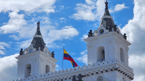 Detalle arquitectónico del centro histórico de Quito, diciembre 2024