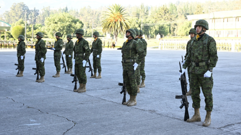 Estudiantes de la ESMIL