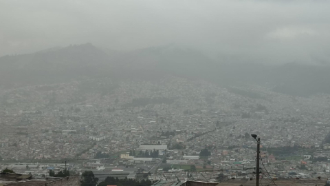 Lluvia en Quito registrada la tarde de este 11 de diciembre de 2024.