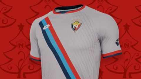 Camiseta publicada por El Nacional para anunciar la preventa de la prenda para Copa Libertadores 2025.