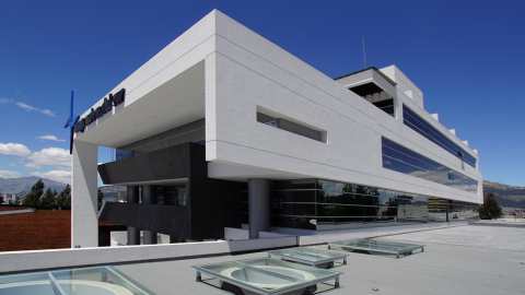 Proyecto de energía solar en el edificio de Aseguradora del Sur.