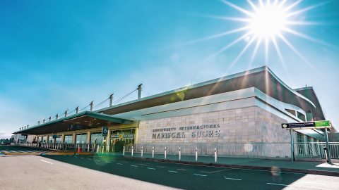 Aeropuerto Mariscal Sucre, en Quito, operado por Corporación Quiport, ejemplo de sostenibilidad y de reputación corporativa.