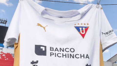 La nueva camiseta de Liga de Quito para la temporada 2025, 21 de diciembre de 2024.