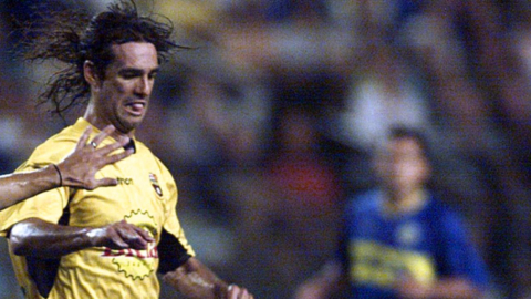 Ariel Graziani de Barcelona SC durante un partido de Copa Libertadores ante Boca Juniors, el 5 de marzo de 2003 en Buenos Aires.