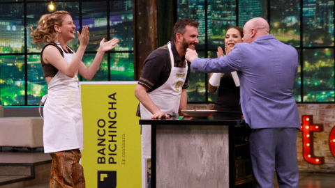 La cantante Mar Rendón y el presentador Christian Norris ganaron el reto de la caja misteriosa en MasterChef Celebrity Ecuador, en el programa de este 17 de enero de 2025.