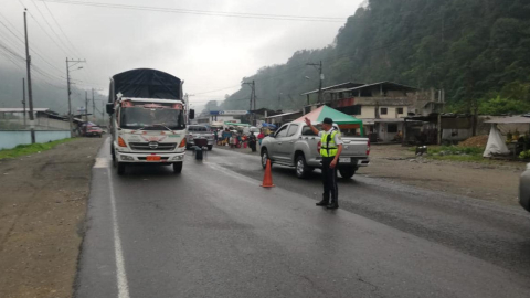 Controles de tránsito en Ecuador. La CTE terminó el convenio entre municipios tipo B y bancos para el cobro de multas.