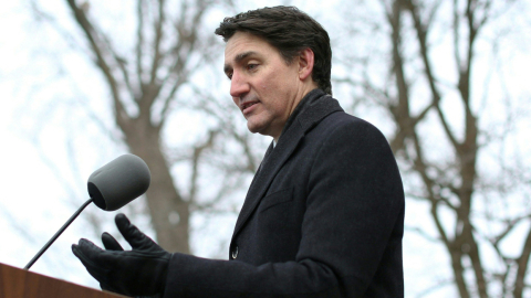 El primer ministro canadiense, Justin Trudeau, habla durante una conferencia de prensa en Rideau Cottage en Ottawa, 6 de enero de 2025.