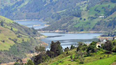 Embalse de Mazar