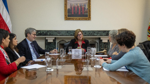 La Presidenta de la Corte IDH, Nancy Hernández, encabeza una reunión, el 3 de diciembre de 2024 en Washington.