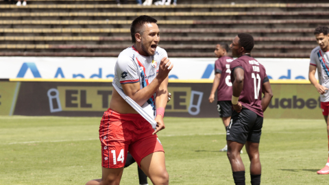 Darío Pazmiño festeja el gol con la camiseta de El Nacional, ante Vinotinto Ecuador, el 26 de enero de 2025, en la final de la Copa AFNA.