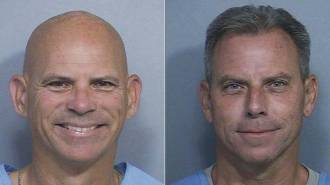 Lyle Menéndez y Erik Menéndez en el Departamento de Correcciones y Rehabilitación de California, 10 de octubre de 2024.