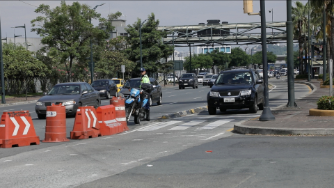 Desde este 21 de mayo de 2025 aplican cambios en los giros de la avenida De las Américas, en Guayaquil.