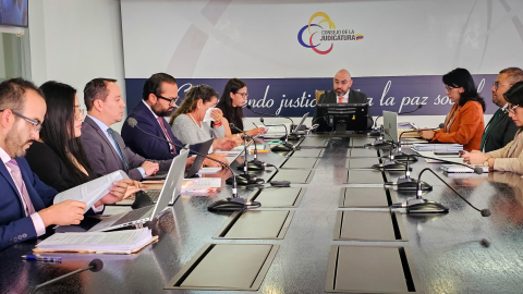 El Pleno del Consejo de la Judicatura, durante una sesión ordinaria el 20 de mayo de 2025.