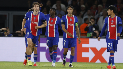 Los jugadores del PSG celebran un gol ante Slovan Bratislava por la Fecha 1 de la Fase de Liga de la UEFA Champions League, el miércoles 9 de septiembre de 2026.