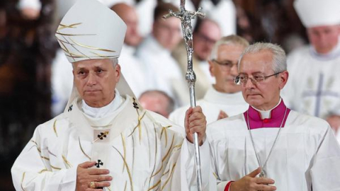 El papa León XIV celebra una misa en la catedral de San Esteban de Metz, Francia, el 28 de septiembre de 2026.