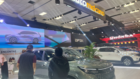 Stand Automekano con su marca DFSK