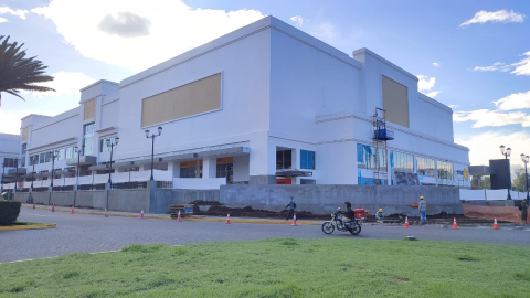 Vista exterior del San Luis Shopping, ubicado en el Valle de los Chillos, en Quito, el 16 de octubre de 2026.
