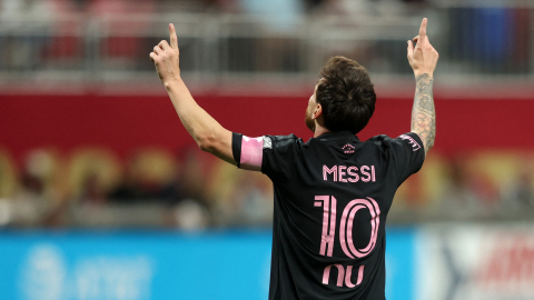 Lionel Messi, del Inter Miami CF, celebra un gol ante el Atlanta United FC, disputado en el Mercedes-Benz Stadium, el 17 de octubre de 2026 en Atlanta.