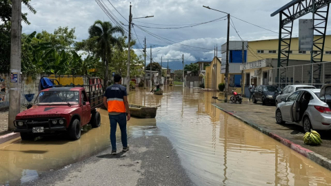 Inundación en la localidad de tendales, provincia de El Oro, tras intensas lluvias el 19 de octubre de 2026.