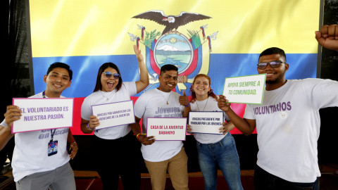 Fotografía de archivo de ciudadanos participantes del programa Jóvenes en Acción.
