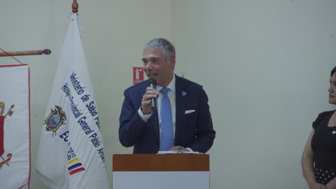 Vincenzo Giannatassio, director general de Dedalus en Italia, Brasil y América Latina, durante la presentación de un prototipo de aplicación para dispositivos móviles y web, el 19 de octubre de 2026.