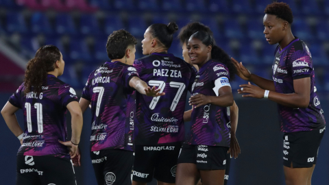 Jugadoras de Dragonas IDV celebran el gol en el partido frente a Universitario Deportes, por la Fecha 2 de la fase de grupos de la Copa Libertadores Femenina, el 18 de octubre de 2026.